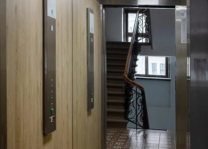 Appartement Urban Chic I New & Modern I Design Bed Riga