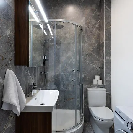 Urban Chic I New & Modern I Design Bed