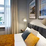 Urban Chic I New & Modern I Design Bed *