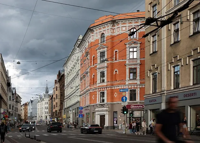 Urban Chic I New & Modern I Design Bed Apartment *