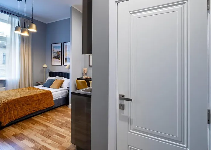 Apartment Urban Chic I New & Modern I Design Bed